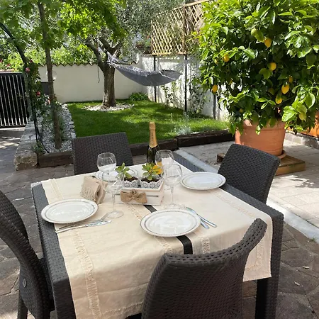 לינה וארוחת בוקר All'ombra Del Tiglio