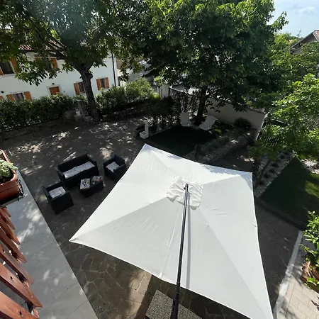 לינה וארוחת בוקר All'ombra Del Tiglio 3*