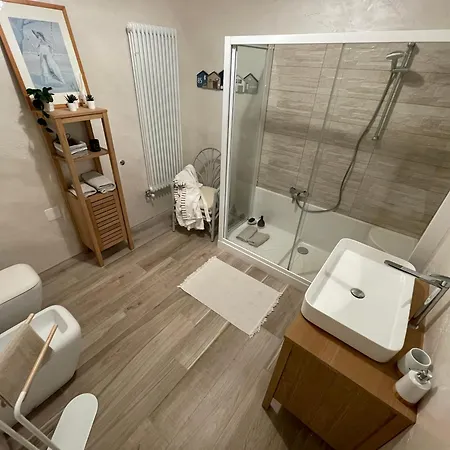 All'ombra Del Tiglio לינה וארוחת בוקר 3*