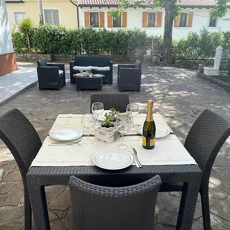 All'ombra Del Tiglio Frühstückspension Doberdo del Lago