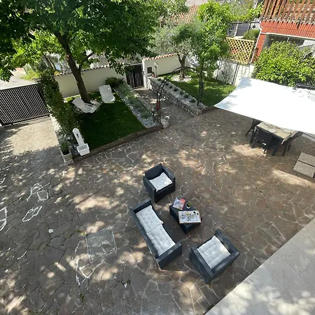 All'ombra Del Tiglio 3*