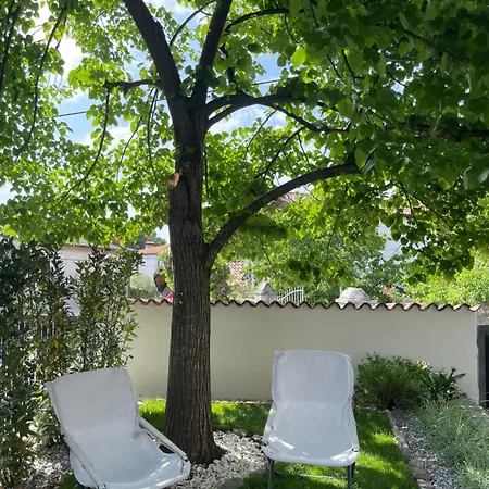 All'ombra Del Tiglio לינה וארוחת בוקר